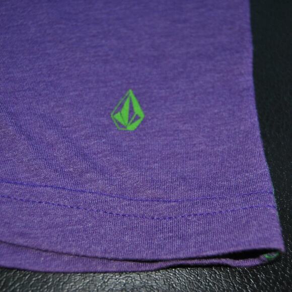 Volcom Large Purple w/ Green Side Stitching Short Sleeve Shirt - Picture 2 of 6